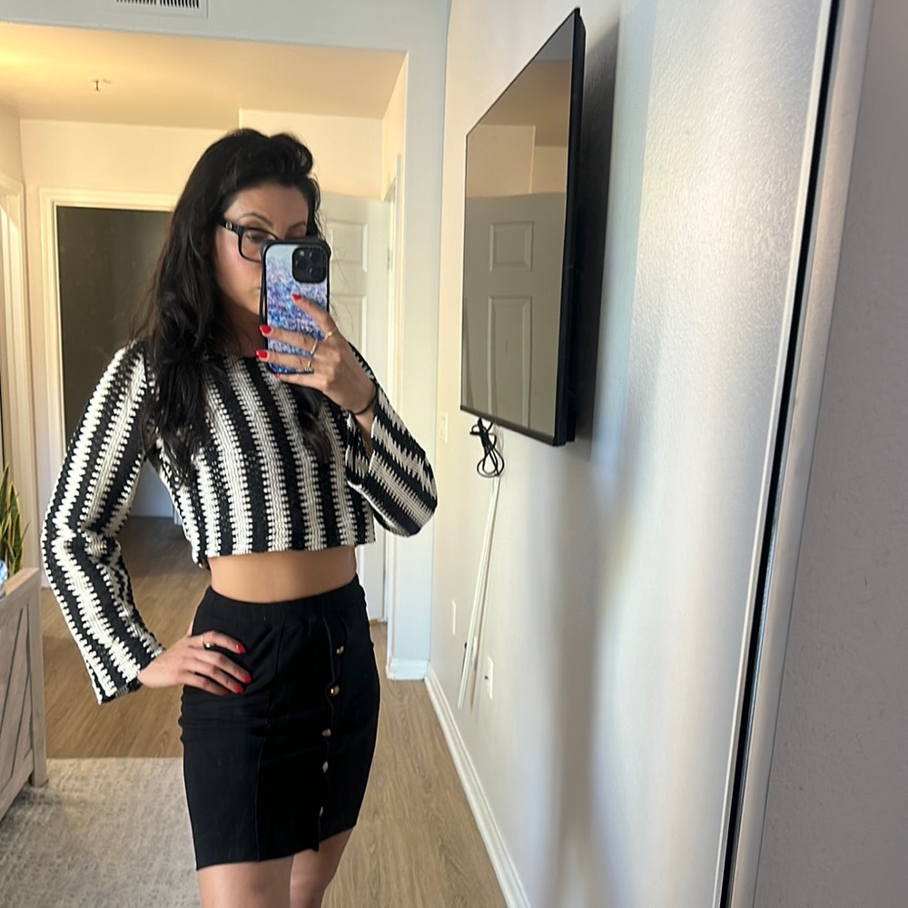 SHEIN Black Button-Front Skirt